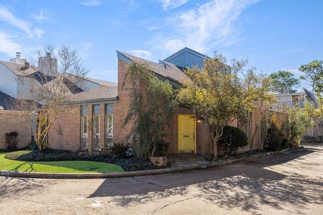 1856 S Gessner Road, Houston, TX 77063