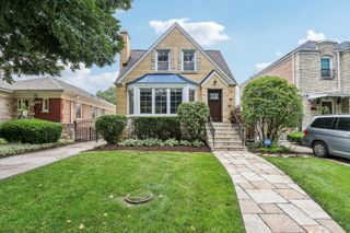 1732 N Nordica Avenue, Chicago, IL 60707