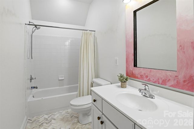 7841 Compton Court, Charlotte, NC 28270