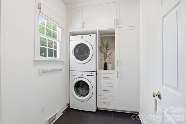 7841 Compton Court, Charlotte, NC 28270