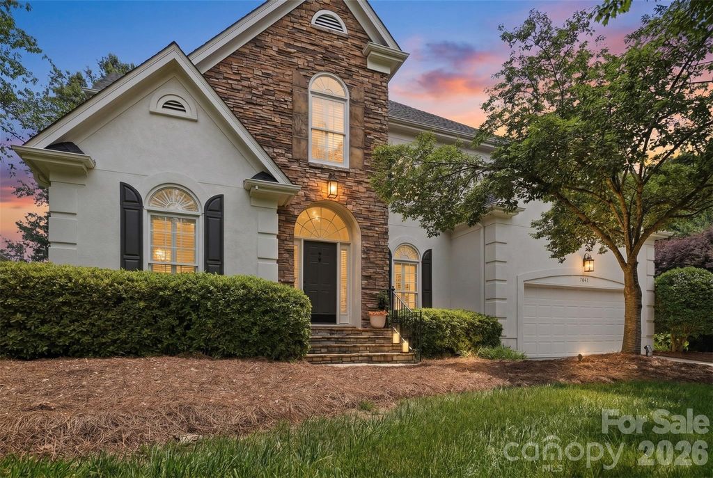 7841 Compton Court, Charlotte, NC 28270