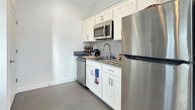 4623 WANDSWORTH WAY, Davenport, FL 33837