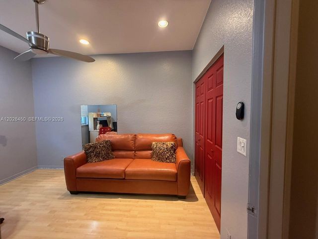 2242 NW 129th Ave, Pembroke Pines, FL 33028