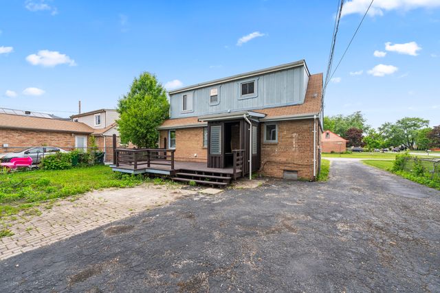 7809 Columbia Drive, Bridgeview, IL 60455