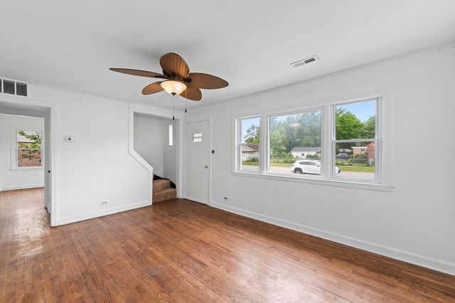 7809 Columbia Drive, Bridgeview, IL 60455