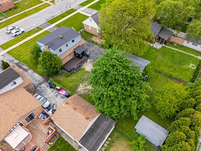 7809 Columbia Drive, Bridgeview, IL 60455