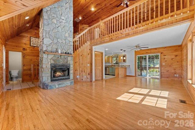 44 Ellistone Court, Sylva, NC 28779