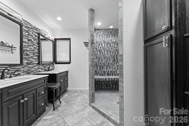 44 Ellistone Court, Sylva, NC 28779