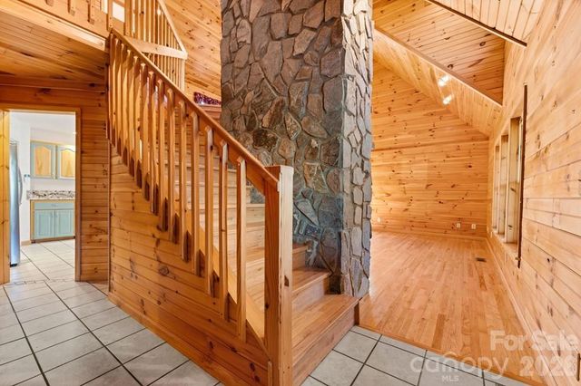 44 Ellistone Court, Sylva, NC 28779