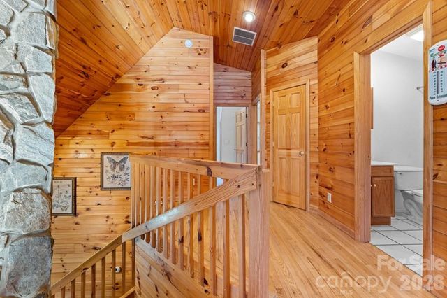 44 Ellistone Court, Sylva, NC 28779