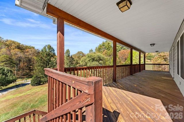 44 Ellistone Court, Sylva, NC 28779