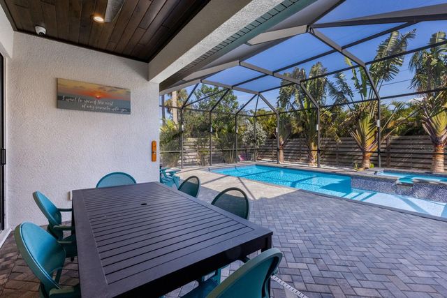 2823 MARSHALL DRIVE, Sarasota, FL 34239