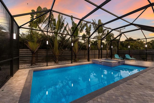 2823 MARSHALL DRIVE, Sarasota, FL 34239