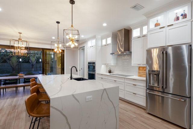 2823 MARSHALL DRIVE, Sarasota, FL 34239