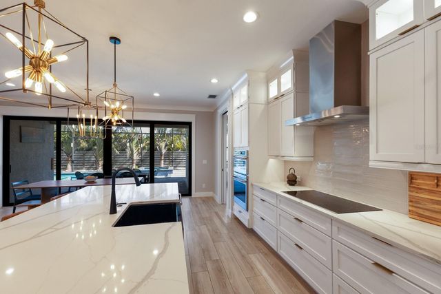 2823 MARSHALL DRIVE, Sarasota, FL 34239