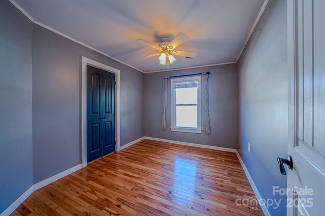 206 Martin Road, Swannanoa, NC 28778