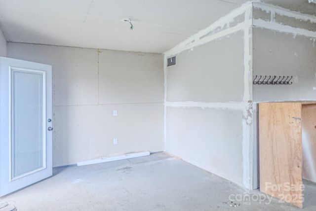 206 Martin Road, Swannanoa, NC 28778