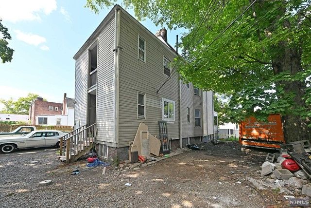 99 Rhode Island Avenue, East Orange, NJ 07018