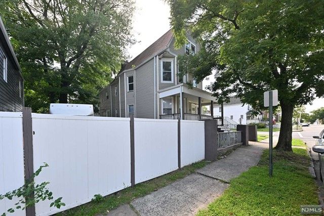 99 Rhode Island Avenue, East Orange, NJ 07018