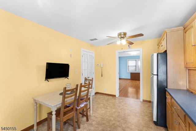 4 Fitzgerald Ave, Clifton City, NJ 07011