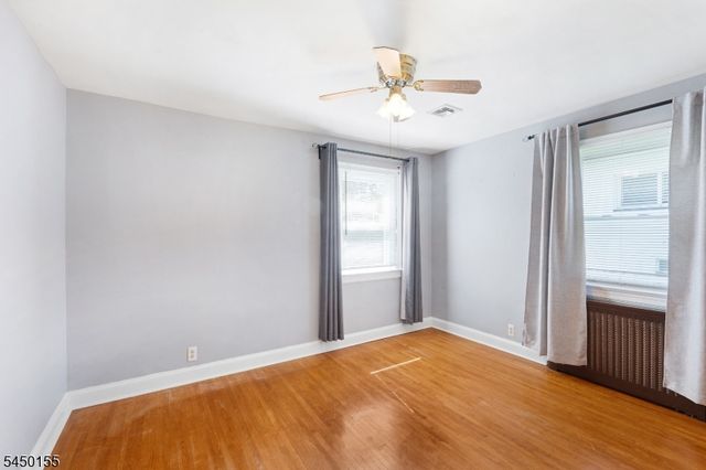 4 Fitzgerald Ave, Clifton City, NJ 07011