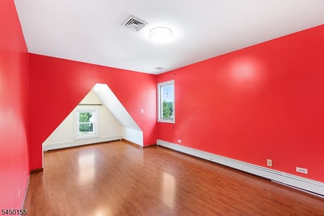 4 Fitzgerald Ave, Clifton City, NJ 07011