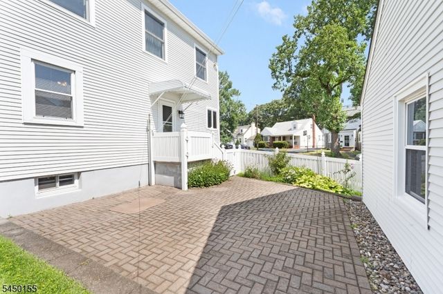 4 Fitzgerald Ave, Clifton City, NJ 07011