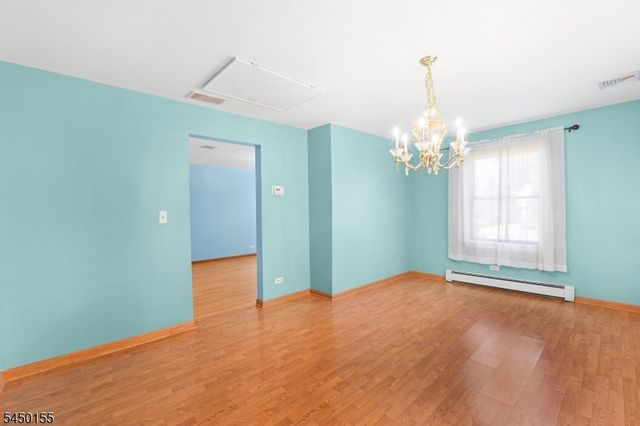 4 Fitzgerald Ave, Clifton City, NJ 07011