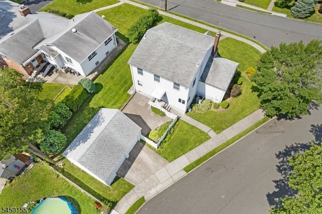 4 Fitzgerald Ave, Clifton City, NJ 07011