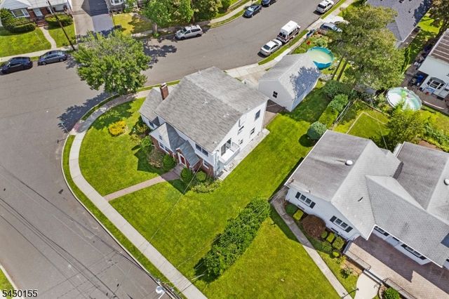 4 Fitzgerald Ave, Clifton City, NJ 07011