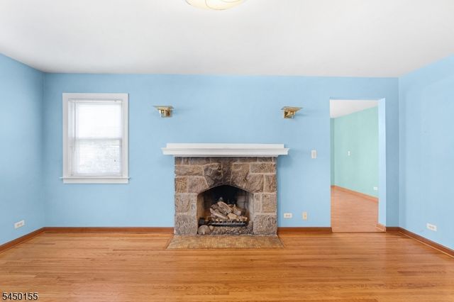 4 Fitzgerald Ave, Clifton City, NJ 07011