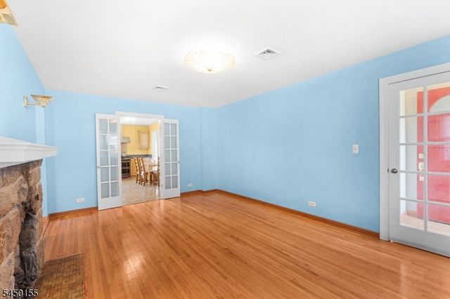 4 Fitzgerald Ave, Clifton City, NJ 07011