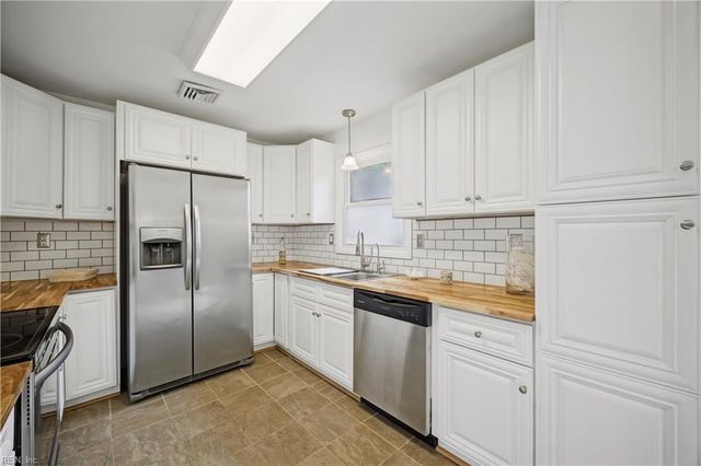 4637 Magnolia DR, Suffolk, VA 23435