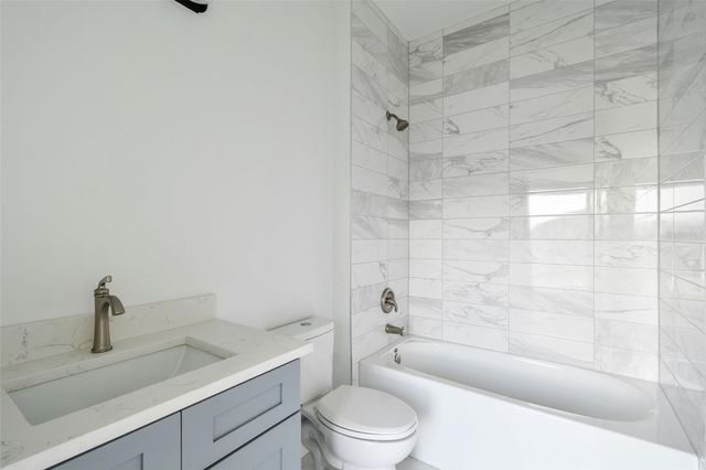 2313 E COLUMBUS DRIVE, Tampa, FL 33605