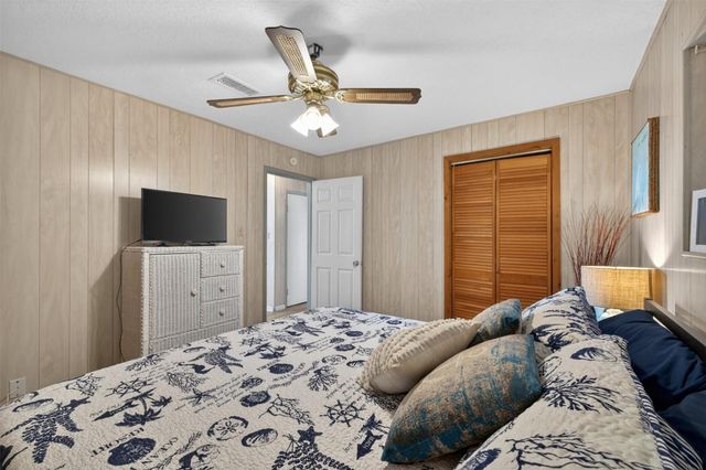 4026 Kent Drive, Galveston, TX 77554