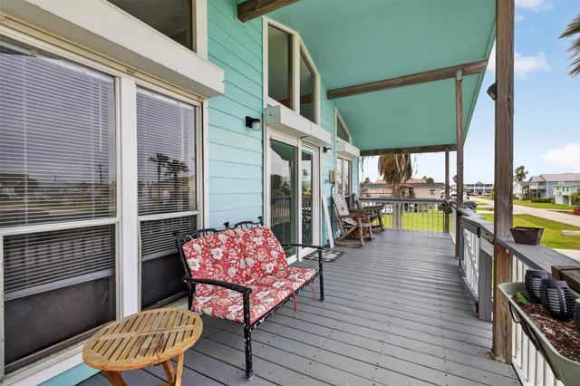 4026 Kent Drive, Galveston, TX 77554