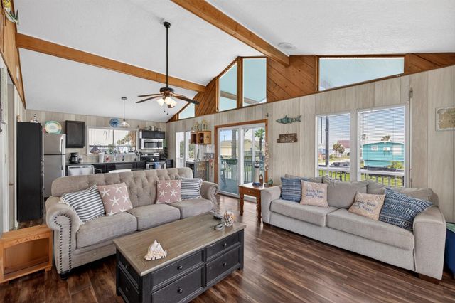 4026 Kent Drive, Galveston, TX 77554