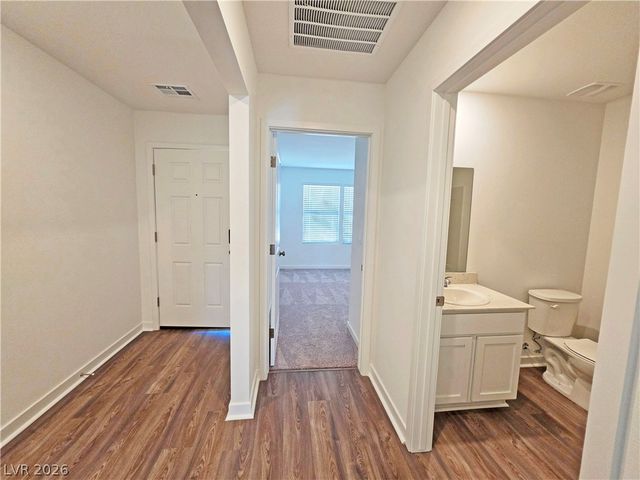 660 East Huyana Wind Drive, Pahrump, NV 89048