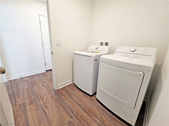 660 East Huyana Wind Drive, Pahrump, NV 89048