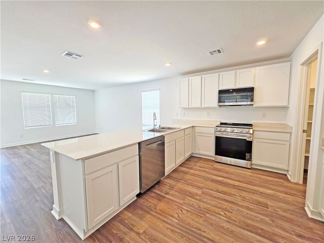 660 East Huyana Wind Drive, Pahrump, NV 89048