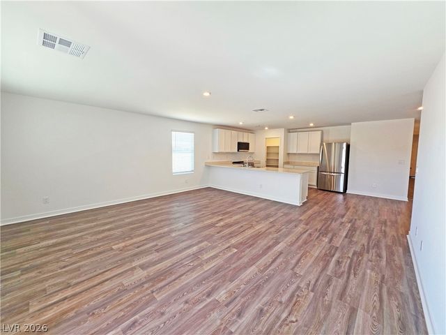 660 East Huyana Wind Drive, Pahrump, NV 89048