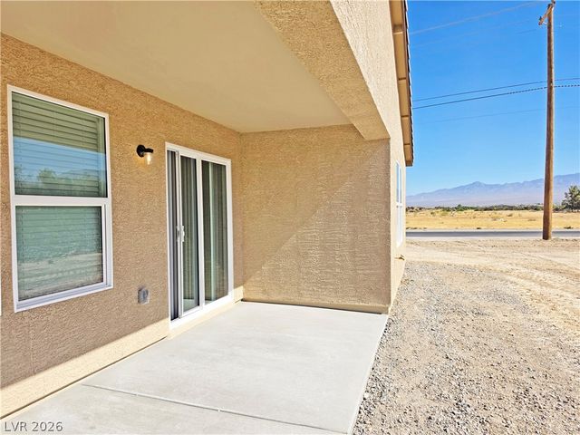 660 East Huyana Wind Drive, Pahrump, NV 89048