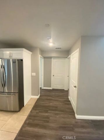 2051 W Florence, Los Angeles, CA 90047