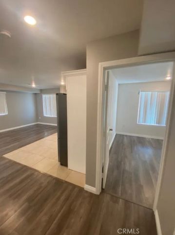 2051 W Florence, Los Angeles, CA 90047