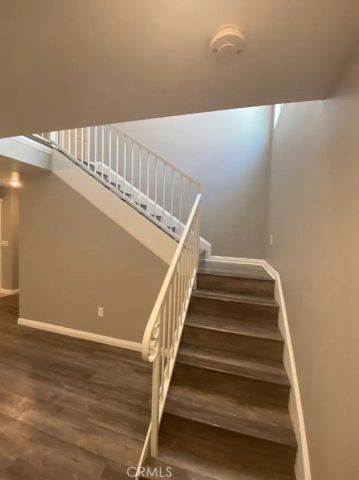 2051 W Florence, Los Angeles, CA 90047