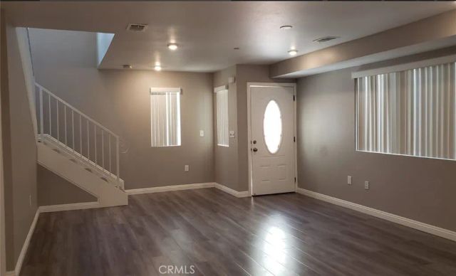 2051 W Florence, Los Angeles, CA 90047