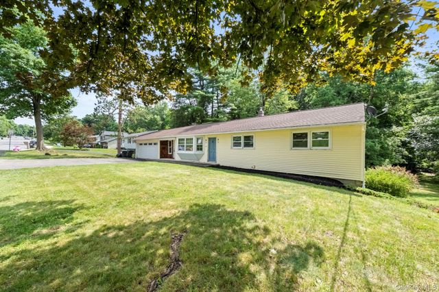 23 Oakland Avenue, Walden, NY 12586