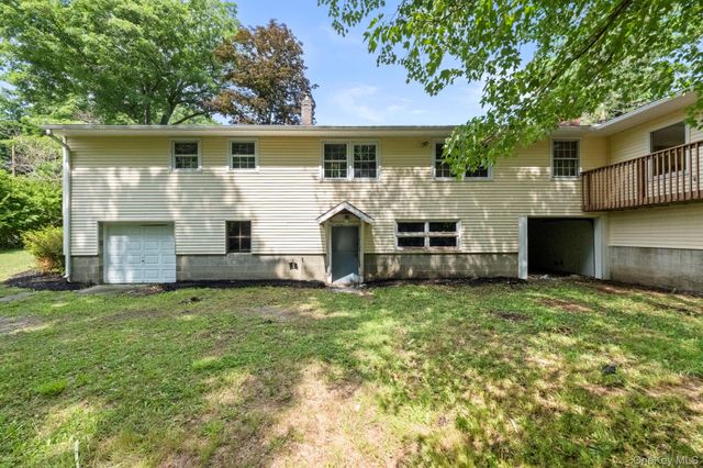 23 Oakland Avenue, Walden, NY 12586