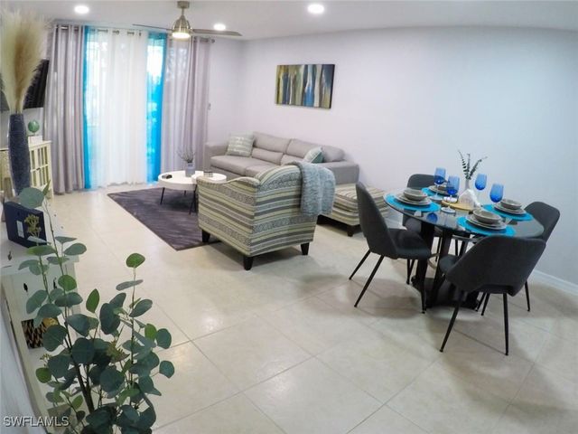 170 Turtle Lake CT 103, Naples, FL 34105