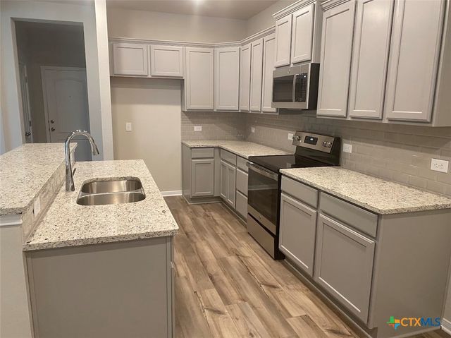 10231 Six Shooter Lane, Temple, TX 76502